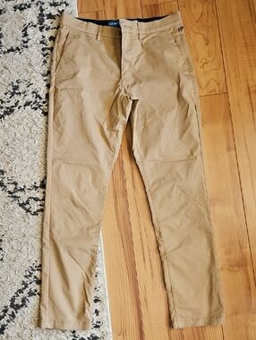 Old Navy Men’s Slim Chinos - Tan
